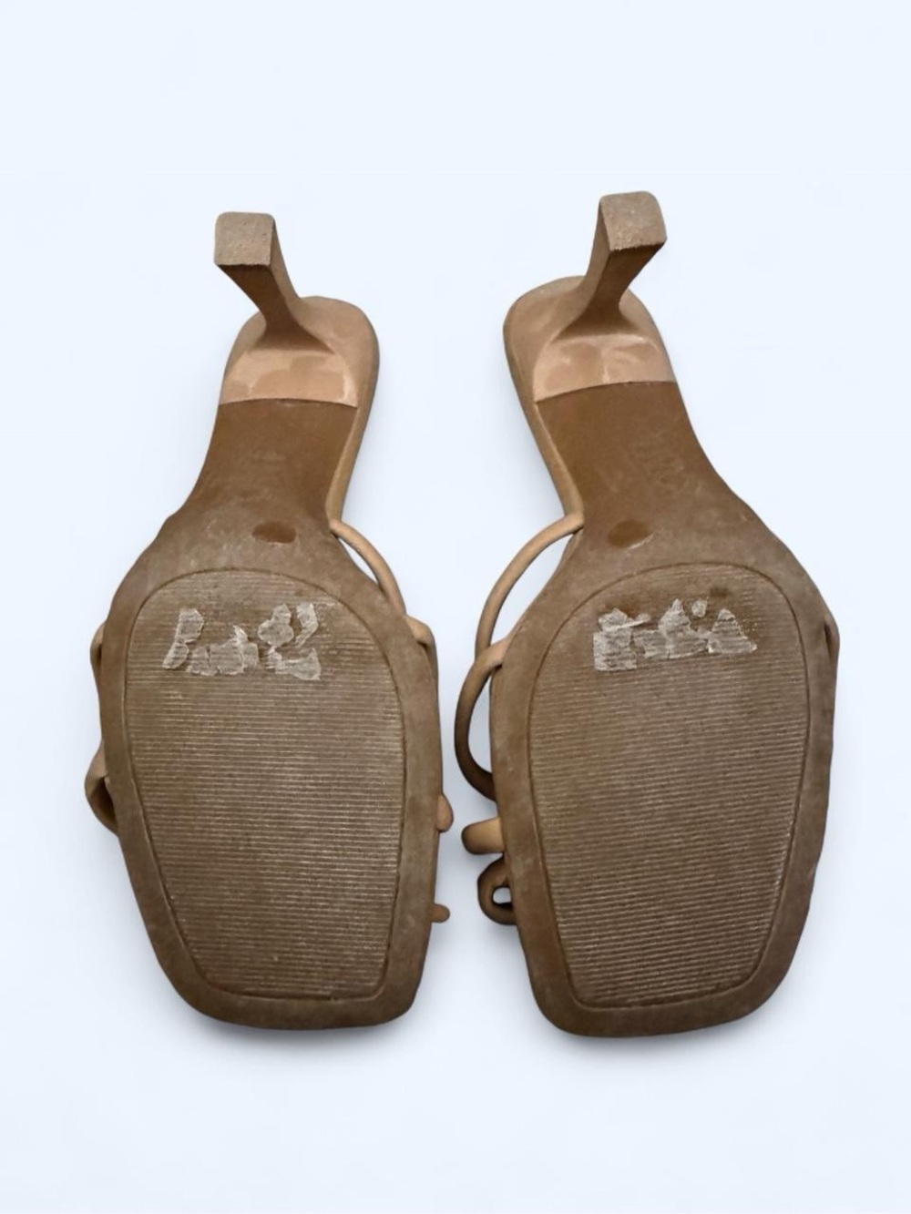 Tan bow kitten heels from I.N.C - Picture 3 of 4